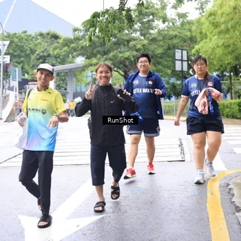 Runner Photo 7963293