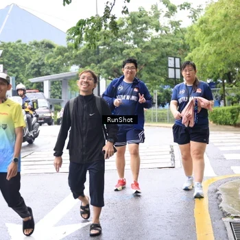 Runner Photo 7963301
