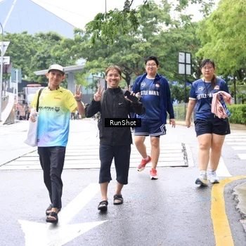 Runner Photo 7963304