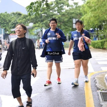 Runner Photo 7963305