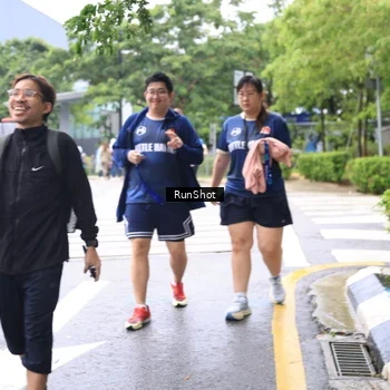 Runner Photo 7963312