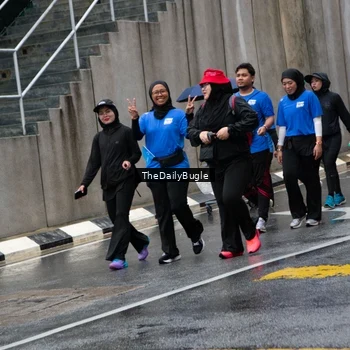 Runner Photo 7963325