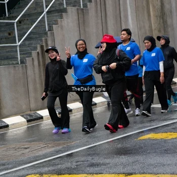 Runner Photo 7963331