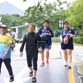 Runner Photo 7963349