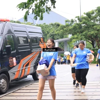 Runner Photo 7963350