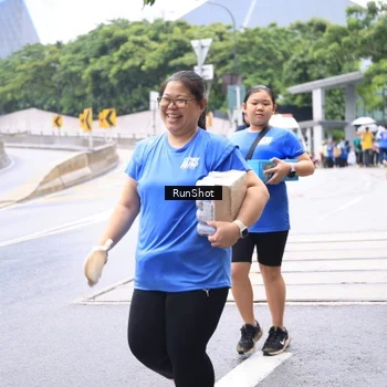 Runner Photo 7963371