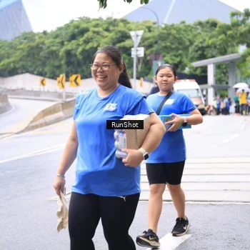 Runner Photo 7963373