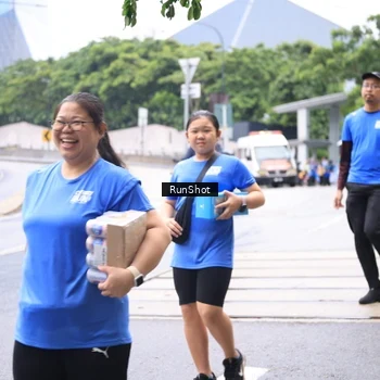 Runner Photo 7963376