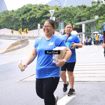 Runner Photo 7963381