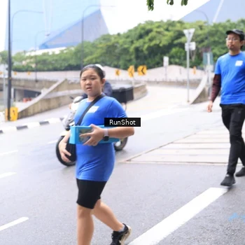 Runner Photo 7963389