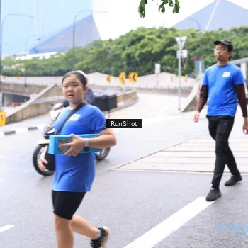 Runner Photo 7963390