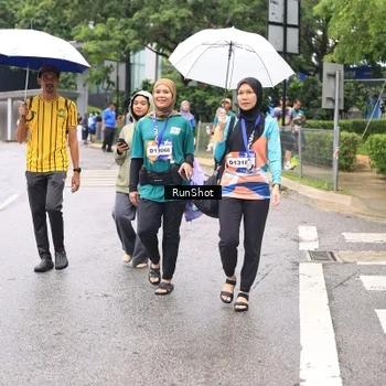 Runner Photo 7963501