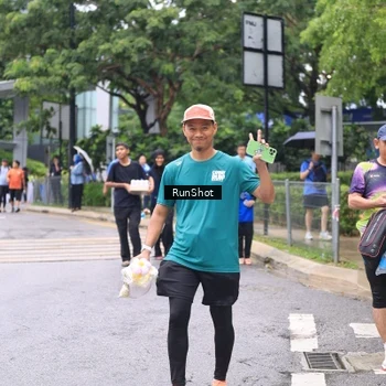 Runner Photo 7963530
