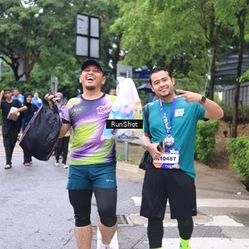 Runner Photo 7963553