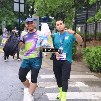 Runner Photo 7963555