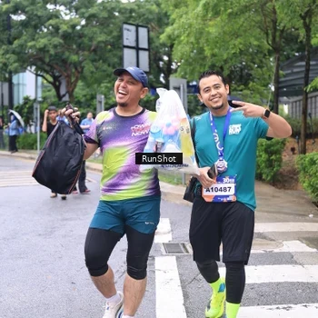 Runner Photo 7963559