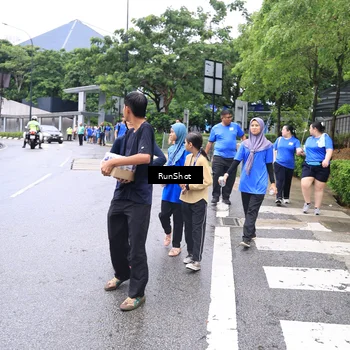 Runner Photo 7963578
