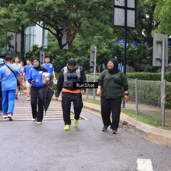 Runner Photo 7963691