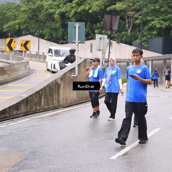 Runner Photo 7963705