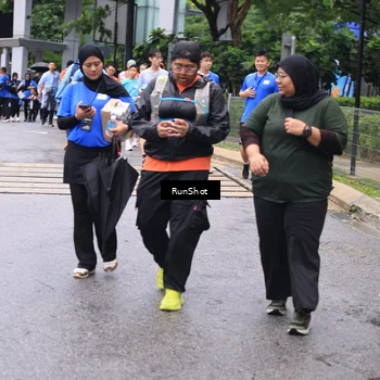 Runner Photo 7963706