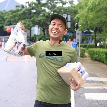 Runner Photo 7963715