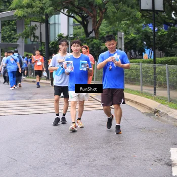 Runner Photo 7963719