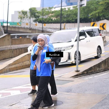 Runner Photo 7963724