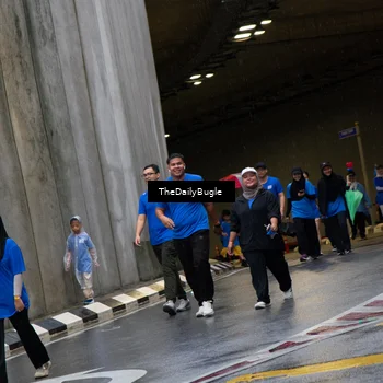 Runner Photo 7963727