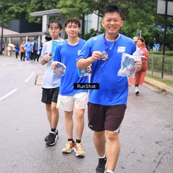 Runner Photo 7963744