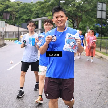 Runner Photo 7963749