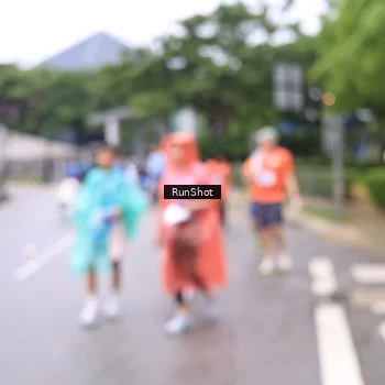Runner Photo 7963758