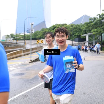 Runner Photo 7963763