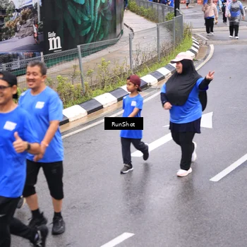 Runner Photo 7963789