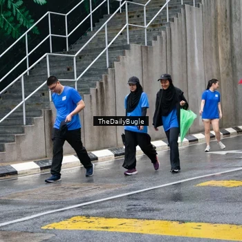 Runner Photo 7963804