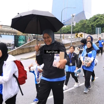 Runner Photo 7963832