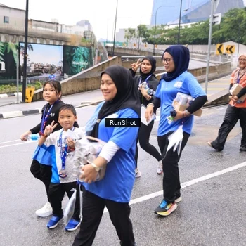 Runner Photo 7963850