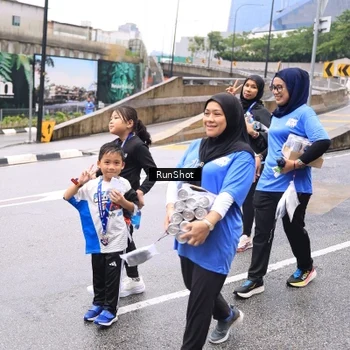 Runner Photo 7963851