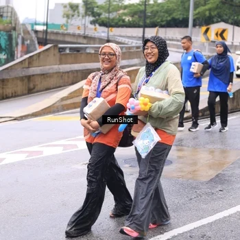 Runner Photo 7963863
