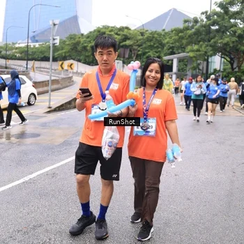 Runner Photo 7963875