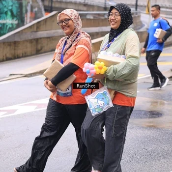Runner Photo 7963876