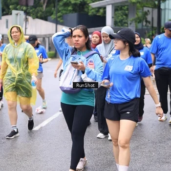 Runner Photo 7963893