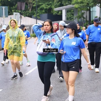 Runner Photo 7963896