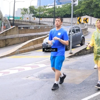 Runner Photo 7963914