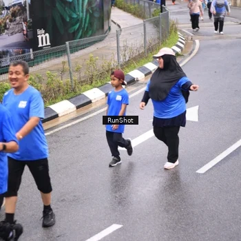 Runner Photo 7963919