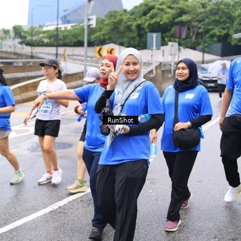 Runner Photo 7963937
