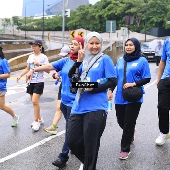 Runner Photo 7963941
