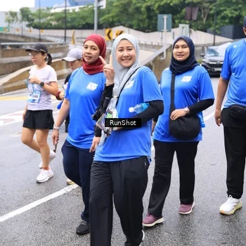 Runner Photo 7963945