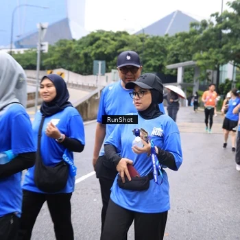 Runner Photo 7963954