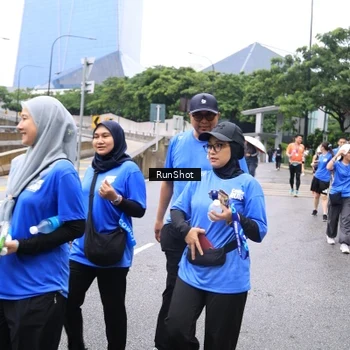 Runner Photo 7963955
