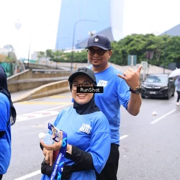 Runner Photo 7963968